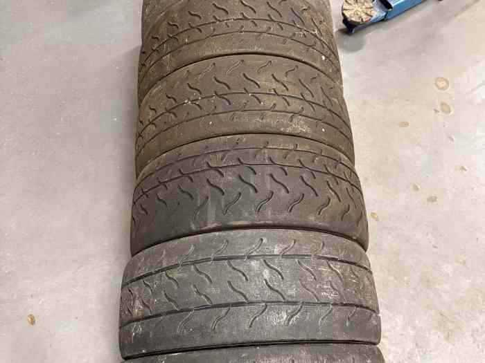 Lot 7 pneus hankook T51 200/610/16