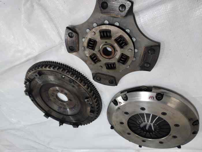 Kit embrayage volant moteur 1