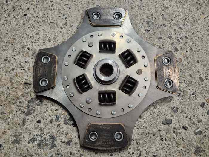 VOLANT MOTEUR ALLEGE+EMBRAYAGE 206RC 4