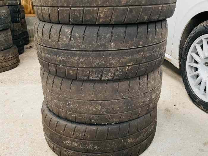 Lot pneus Michelin 18” 2