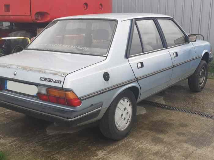Divers pièces Peugeot 305 SR 1