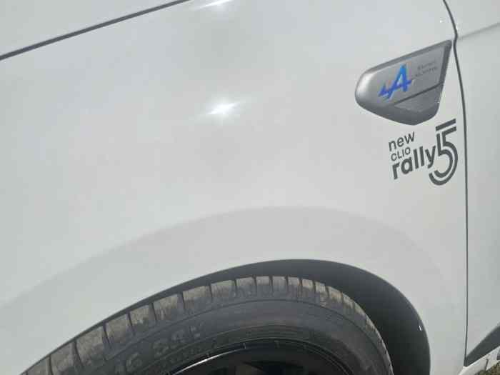 Loue clio rc5 2