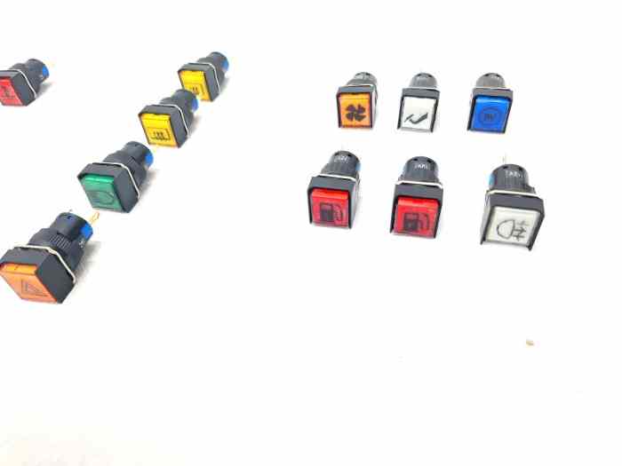 Boutons et voyants lumineux pour Clio ...