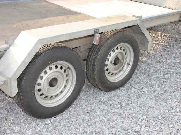 remorque porte voiture Hubière double essieu 2