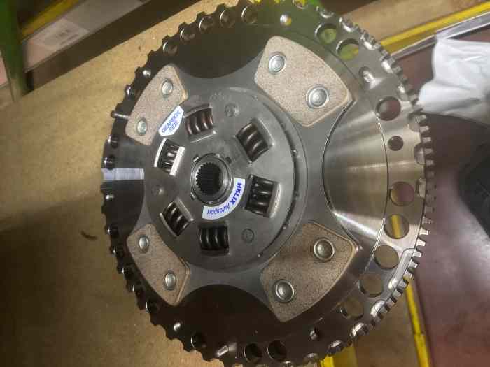 Kit embrayage et volant moteur clio Williams et super 5 gt 1