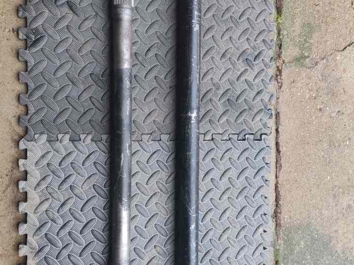 Barreaux de cardan c2r2