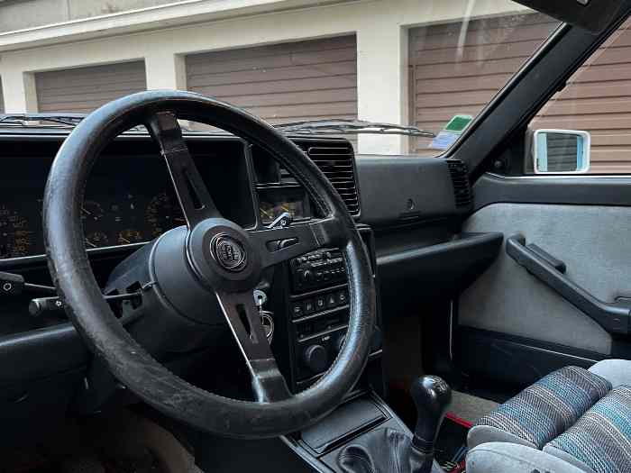 Lancia Delta 8 kat 4