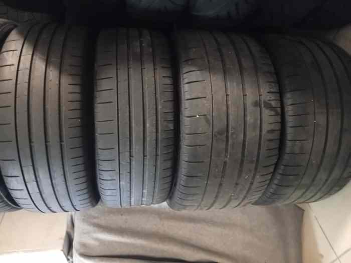 4 ROUES ETE PORSCHE 911 MODELE 992 CARRERA S 2