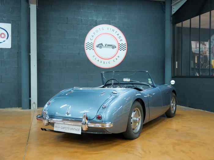 Austin Healey 100-6 BN4 - 1959 2