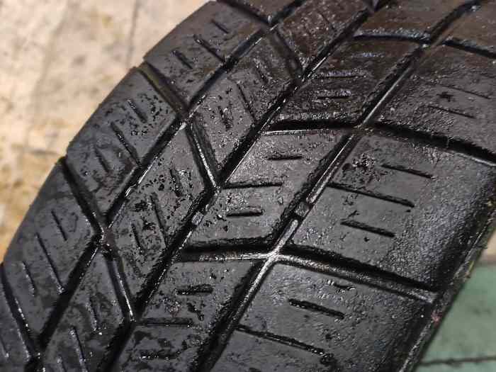 Pneu hankook 14 pouces