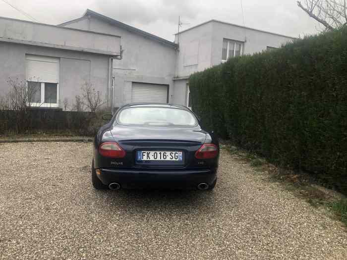 JAGUAR XKR COUPE 4.0 annee 2000 4