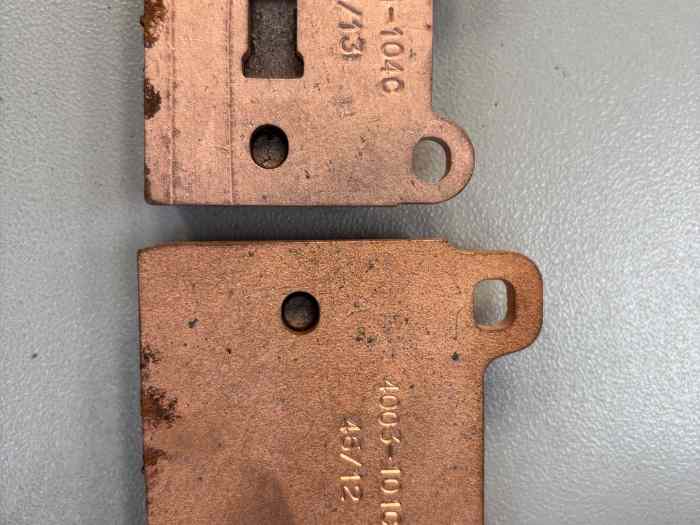 Plaquettes de frein 4003 / 4004 RC6 2