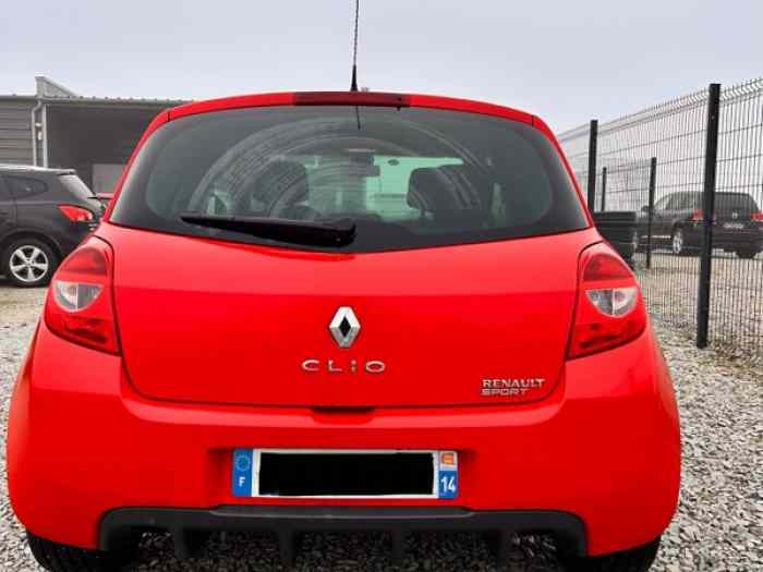 Renault Clio 3 RS 2
