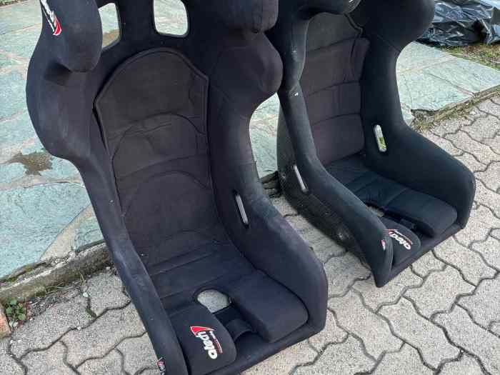 Vend 2 sièges atech carbon rs8 r5