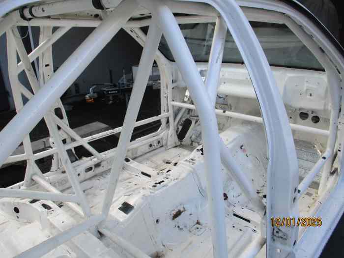 VEHICULE HISTORIQUE 1