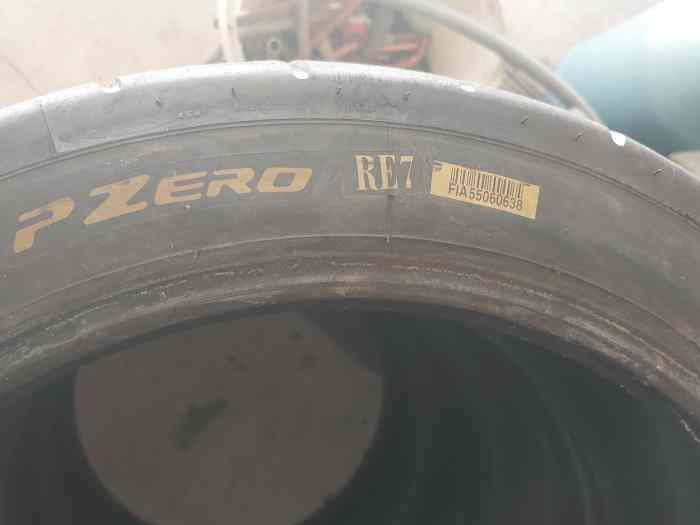 Pneus rallye 17 pouces PIRELLI P ZERO RE7 état neuf 1