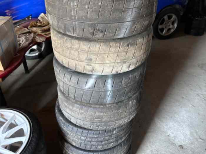 Pneus Michelin 19/60 16
