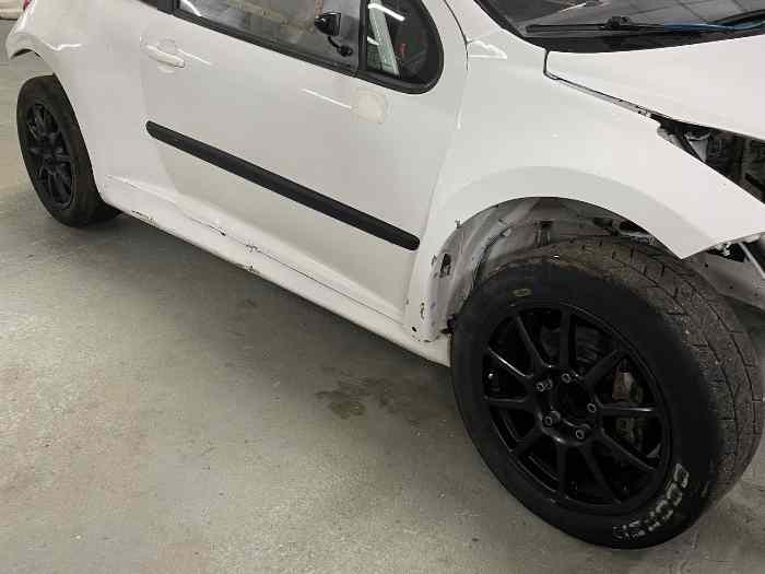 207 F2000 rallycross