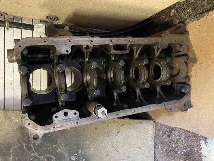 325 I. E30. BLOC MOTEUR