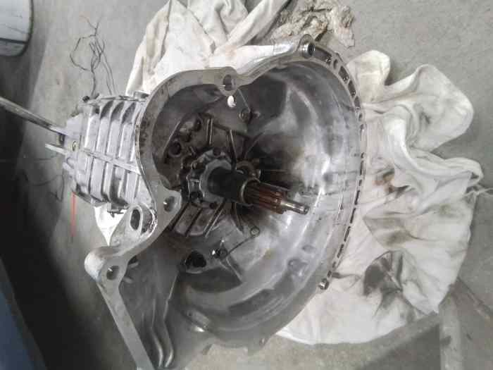 Boite 5 vitesses getrag BMW moteur M10 2002 / E21 / E30 0
