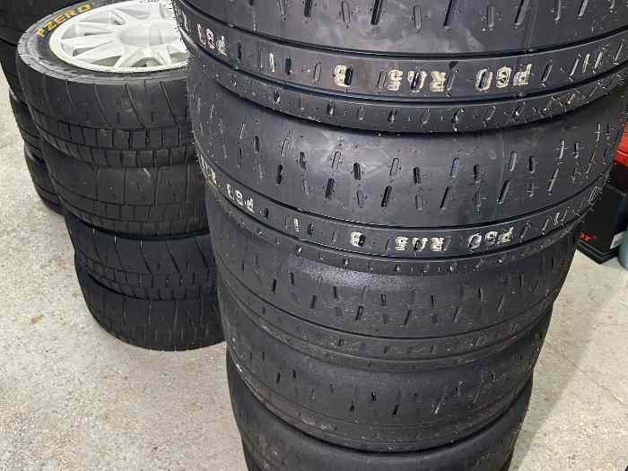 Pneus Pirelli 16