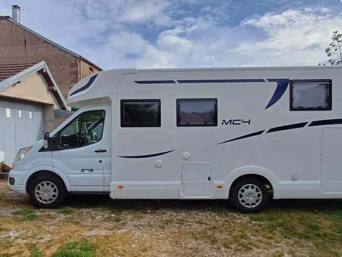 VEND CAMPING CAR MACC LOUIS