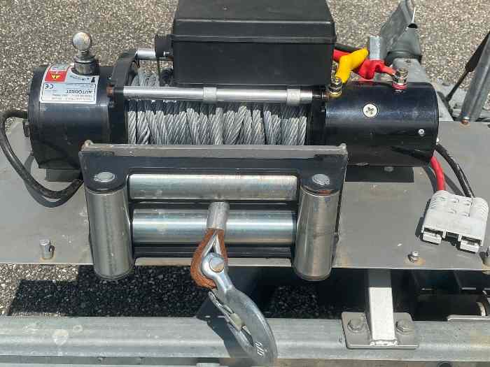 Vends remorque amca Noval double essieux basculante 2