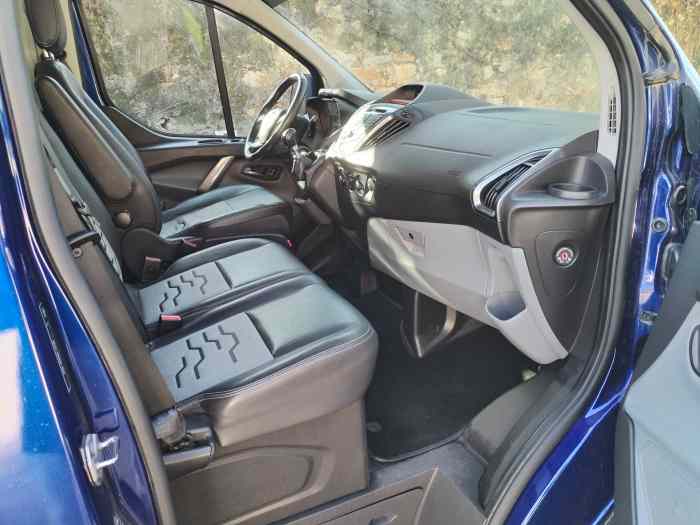 Vends ou Echange Fourgon Ford Transit Custom Sport 170 cv. 3