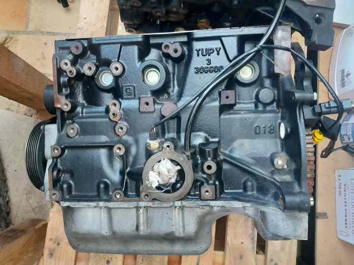 Piece moteur TU5JP4 TU5J4 38200 KMS