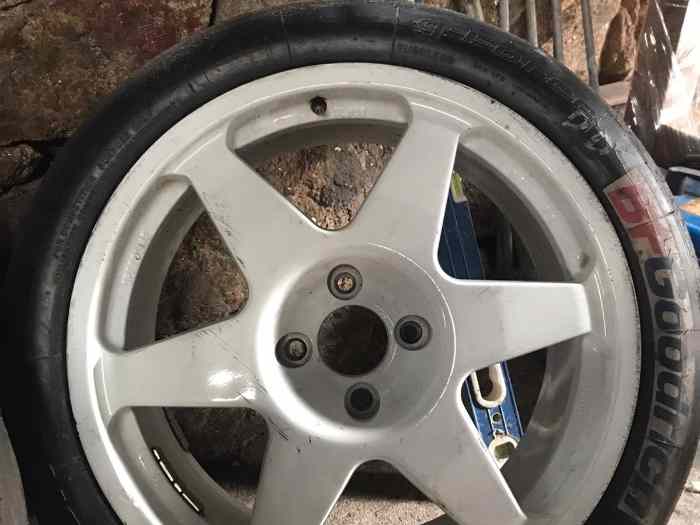 Jantes magnesium 306 maxi 8x18