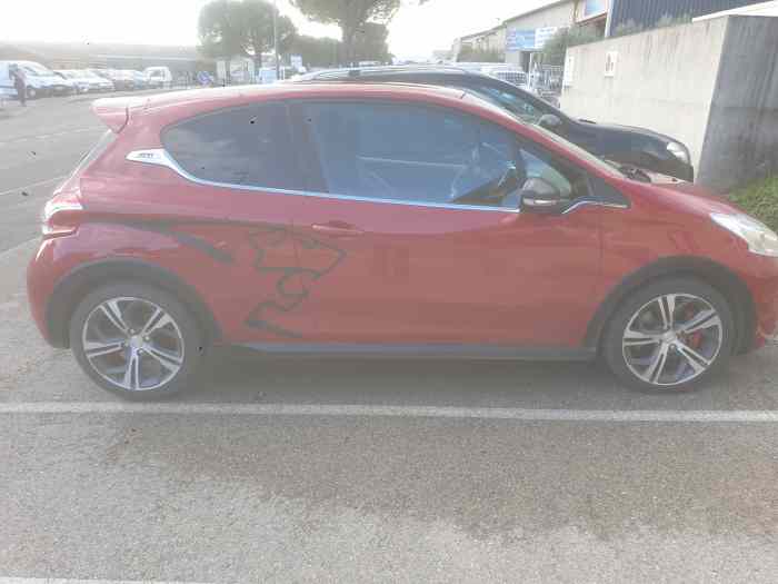 Peugeot 208 gti phase 1 1