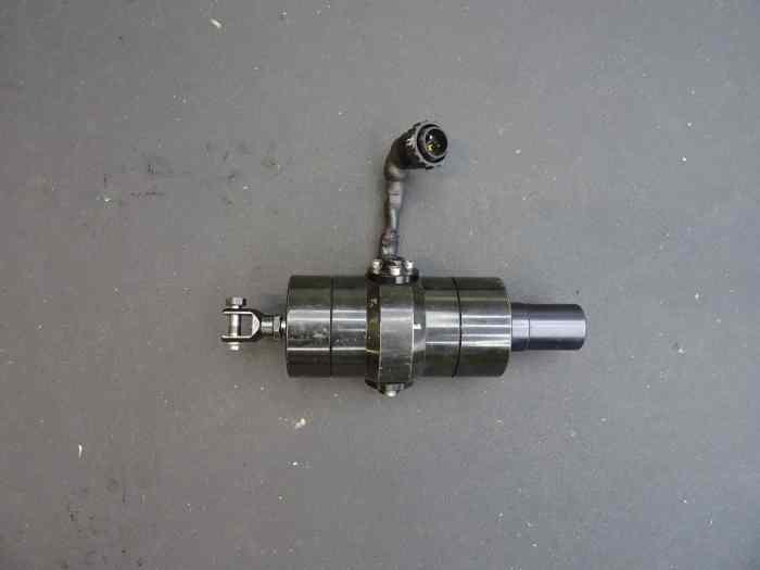 IMPORTANT LOT DE PIECES DETACHEES NEUVES POUR FORMULE RENAULT TATUUS 2.0 2013/2018 3