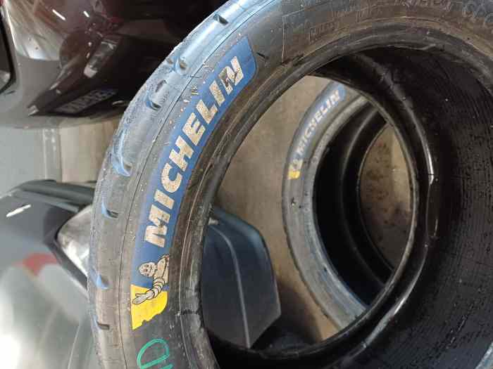 Pneus Semi-Slick Michelin Pilot Sport GT 25/64-18 2