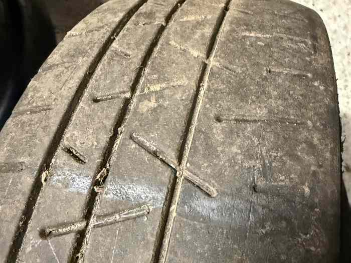 Pneu hankook 15p