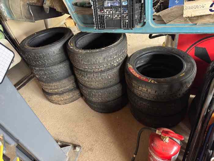 pneus MRF 15 pouces