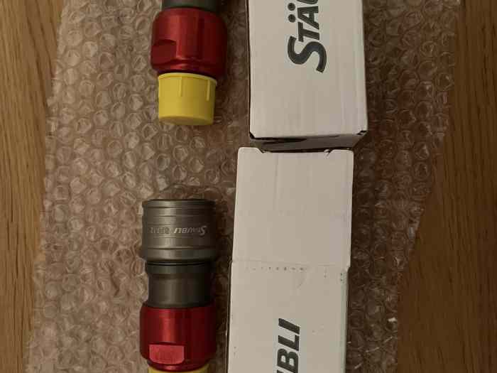 2 raccords essence STAUBLI FIA femelle SPT12 NEUFS 1