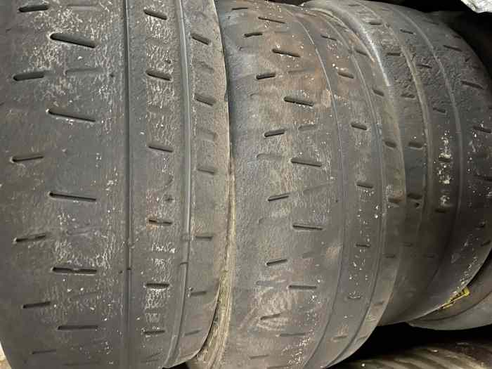 Lot pneus Asphalte Pirelli 235/40-18