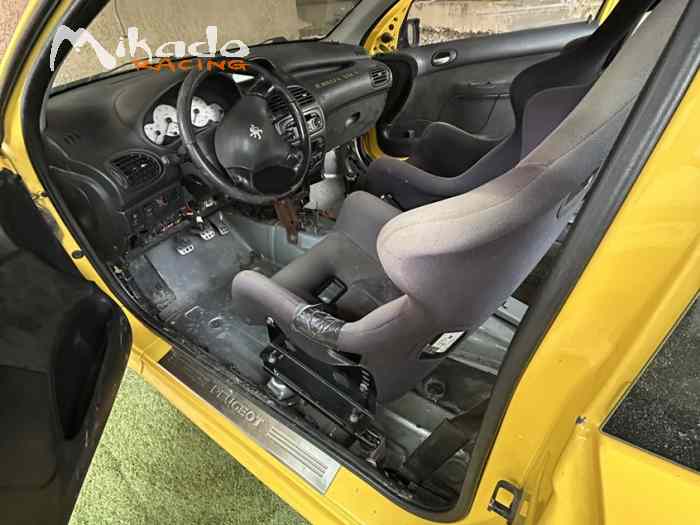 PEUGEOT 206 S 16 – photo 6 sur 6