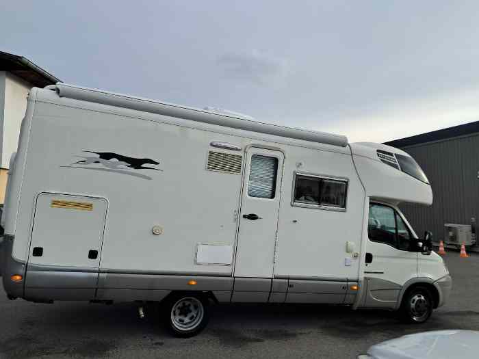 camping car iveco laika kreos 3002 poids lourd annee 2008....reprise possible meme si rajout de ma part 5