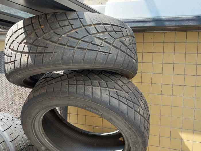 Toyo R1R 15 pouces