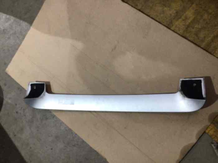Becquet origine Renault pour Clio 2 RS 1