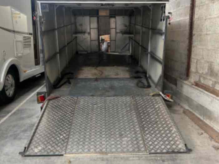 Plateau porte voiture