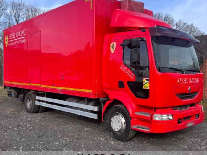 USED RENAULT TRUCK - KITCHEN TRUCK REA...