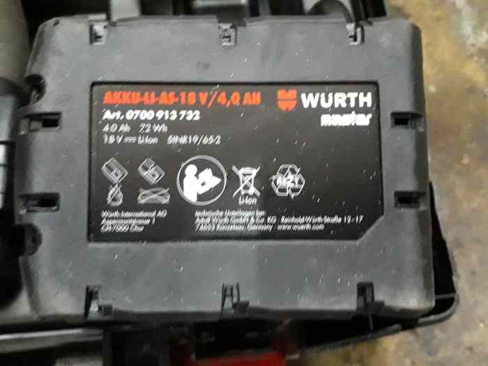 CLE A CHOC / BATTERIES 4