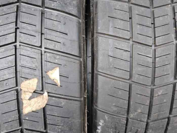 2 Pneus PB00 en 20/65/18 Neuf