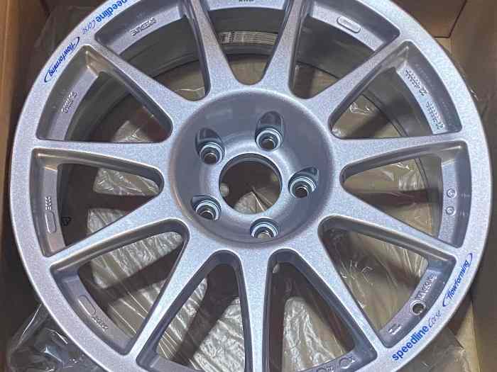 Lot de 14 jantes Alpine A110
