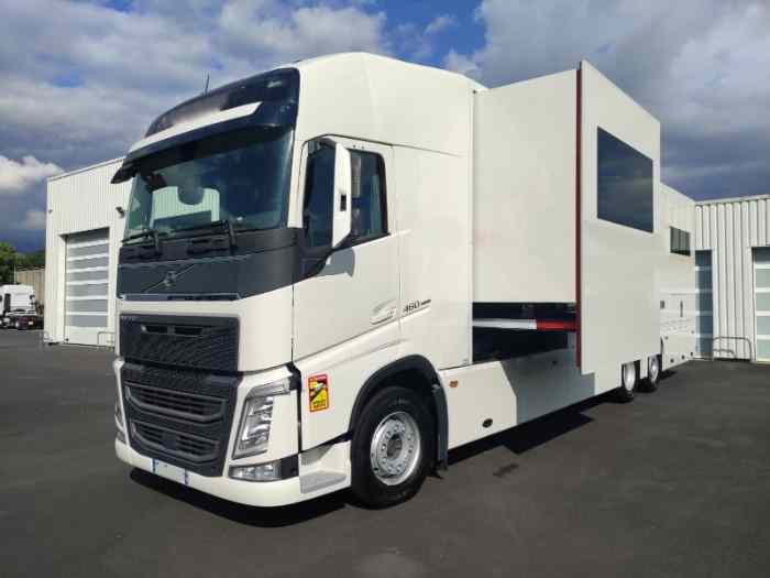 MOTORHOME