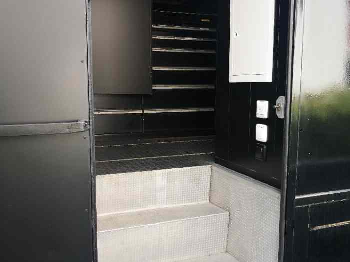 A vendre Semi avec Auvent Stegmaier 3