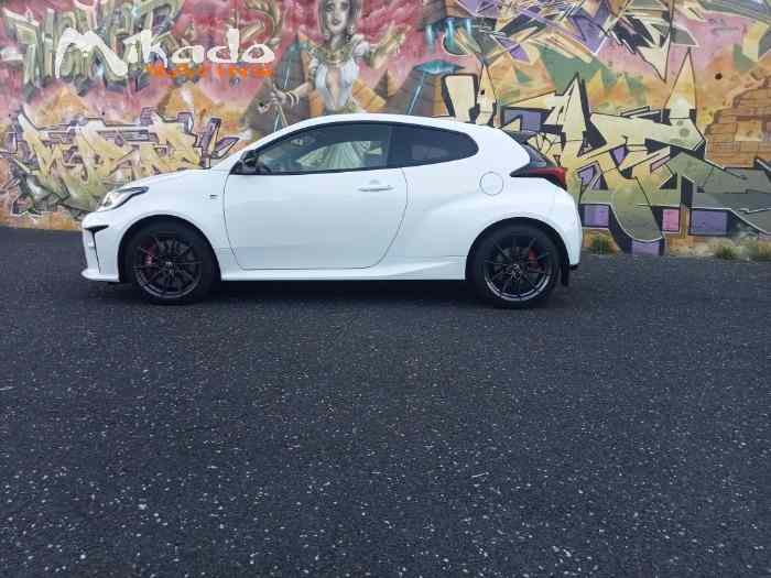 VENDS TOYOTA YARIS GR PACK TRACK 2021 - 32000 kms peu évolutifs 2