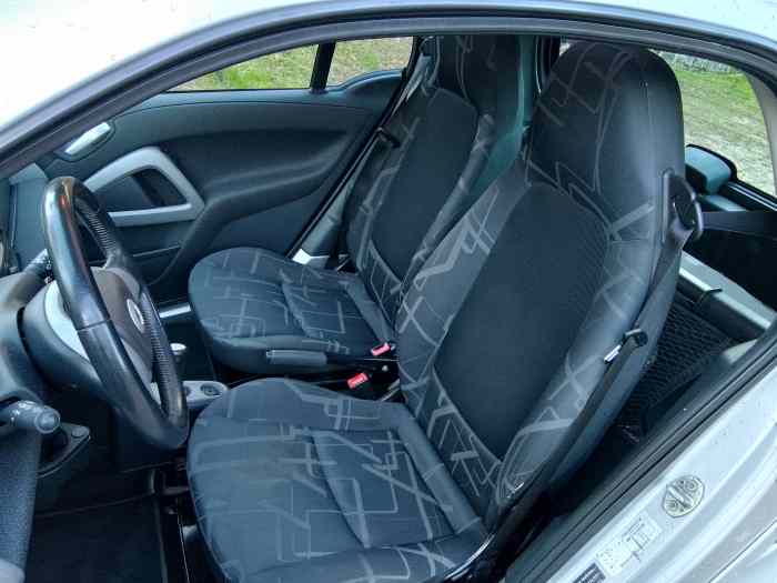 Smart FORTWO 1.0 71CH PASSION 04 Cv 4